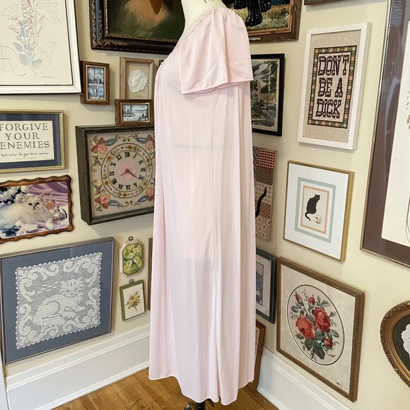 Shadowline Retro Style Light Pink Lace-Trim Short Sleeve Nightgown Size M - Picture 3 of 6